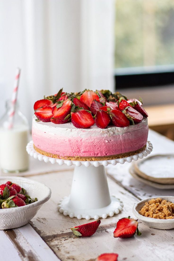 Strawberry Mousse Cheesecake