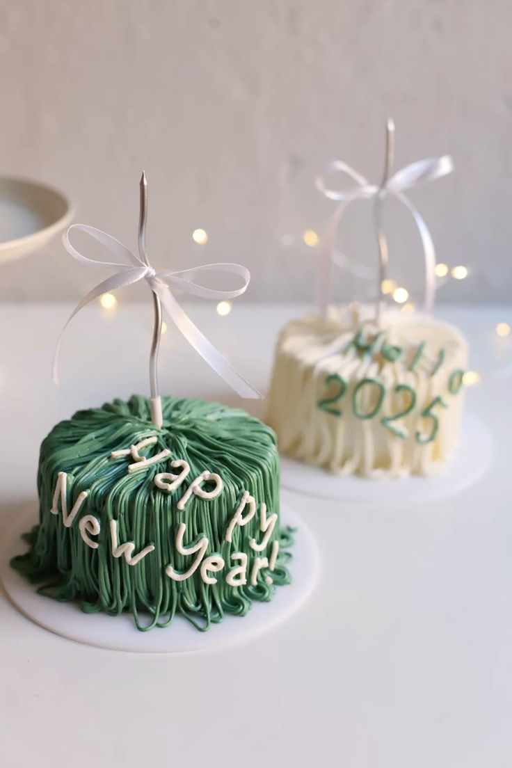 Emerald Winter Charm