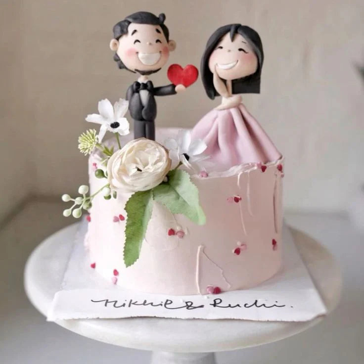 Fondant Couple Figurine Cake